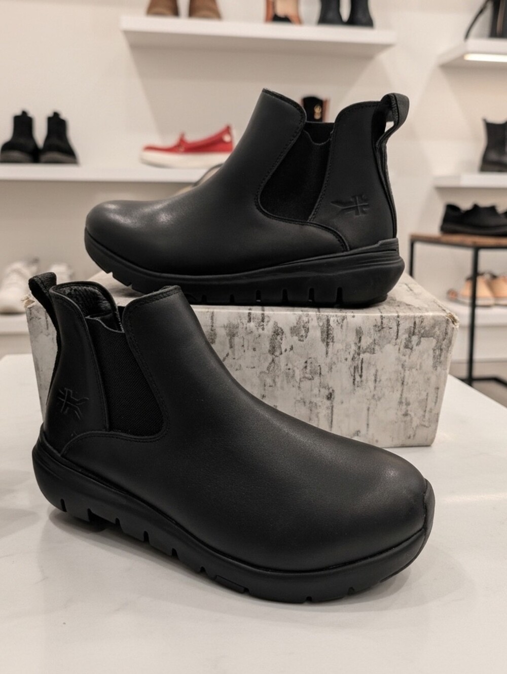 Kuru Cloud Flex ASTRA Women's Sz 9.5 M Boots $189